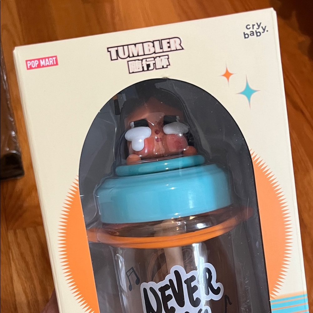 Popmart Crybaby Sunset Concert Series - Tumbler100% authentic